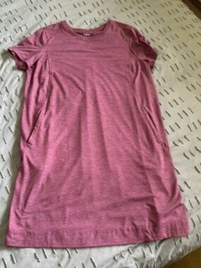 Hyba Heathered T-Shirt Dress | Berry Pink | L